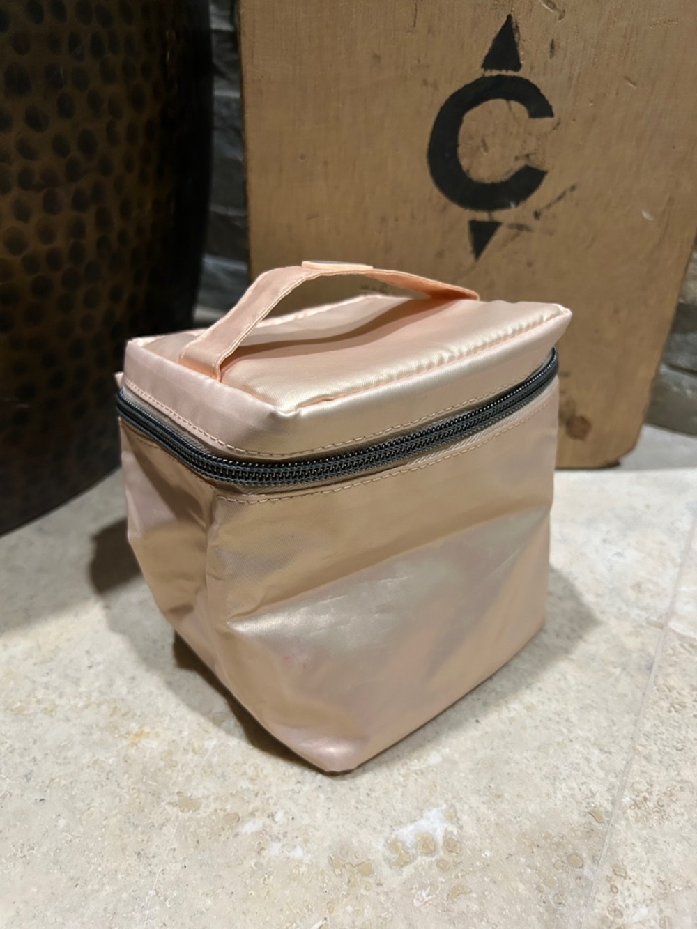 LUG Box Top Peach Iridescent Cosmetic Organizer